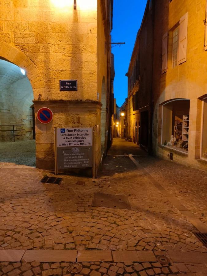 Maison De Caractere Au Coeur De La Cite Medievale De Gourdon 外观 照片